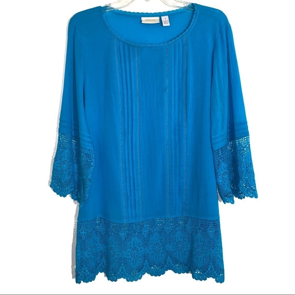 Chico’s Lace Top Blue Size Medium